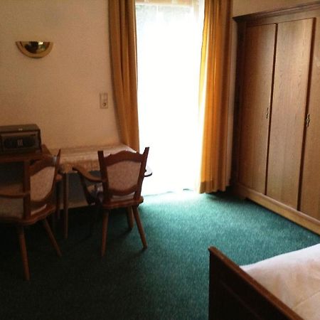 Feriengaestehaus Glockenstuhl Zell am See Szoba fotó